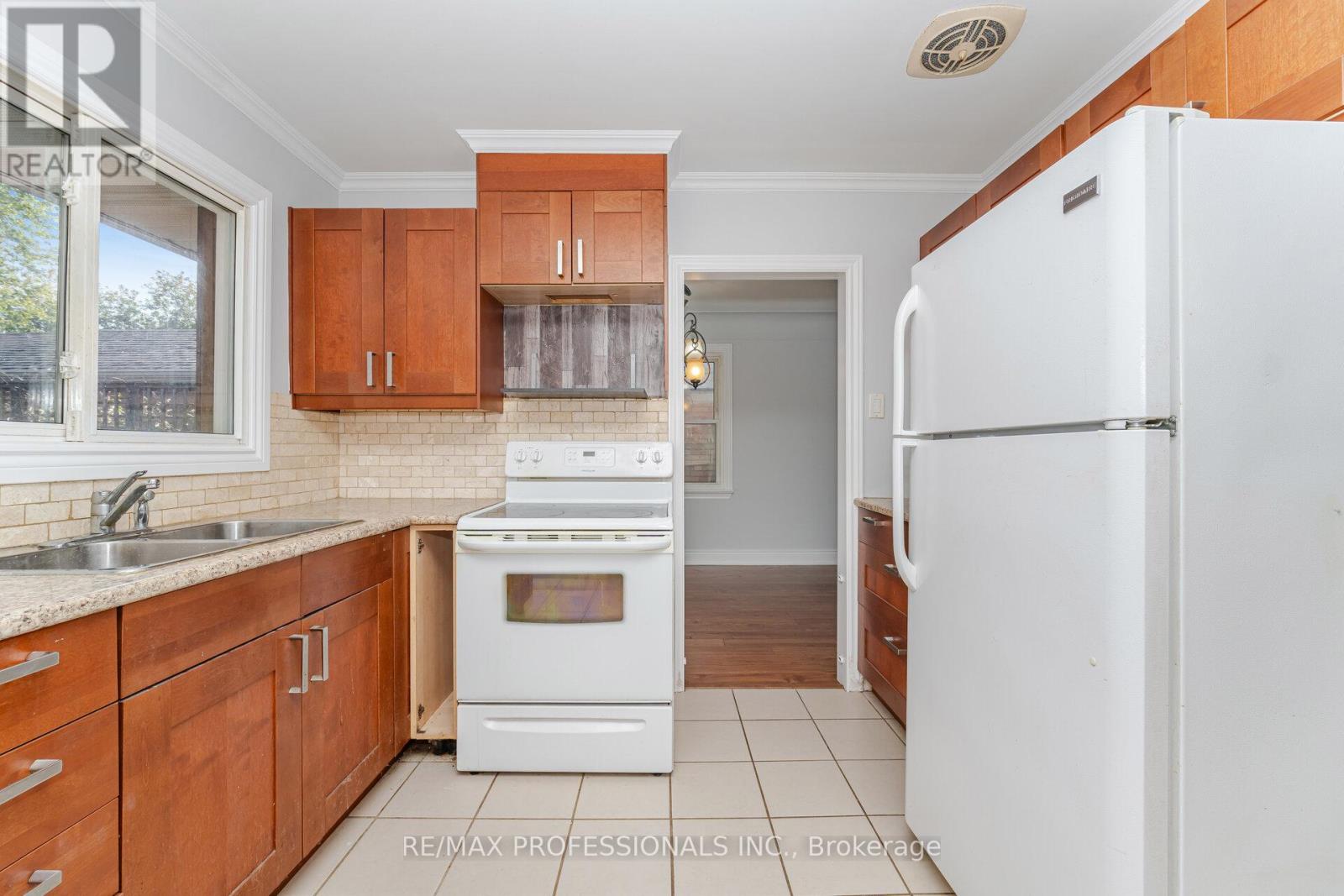 11 Jeanette Street, Toronto, Ontario  M1M 3G2 - Photo 16 - E12462385