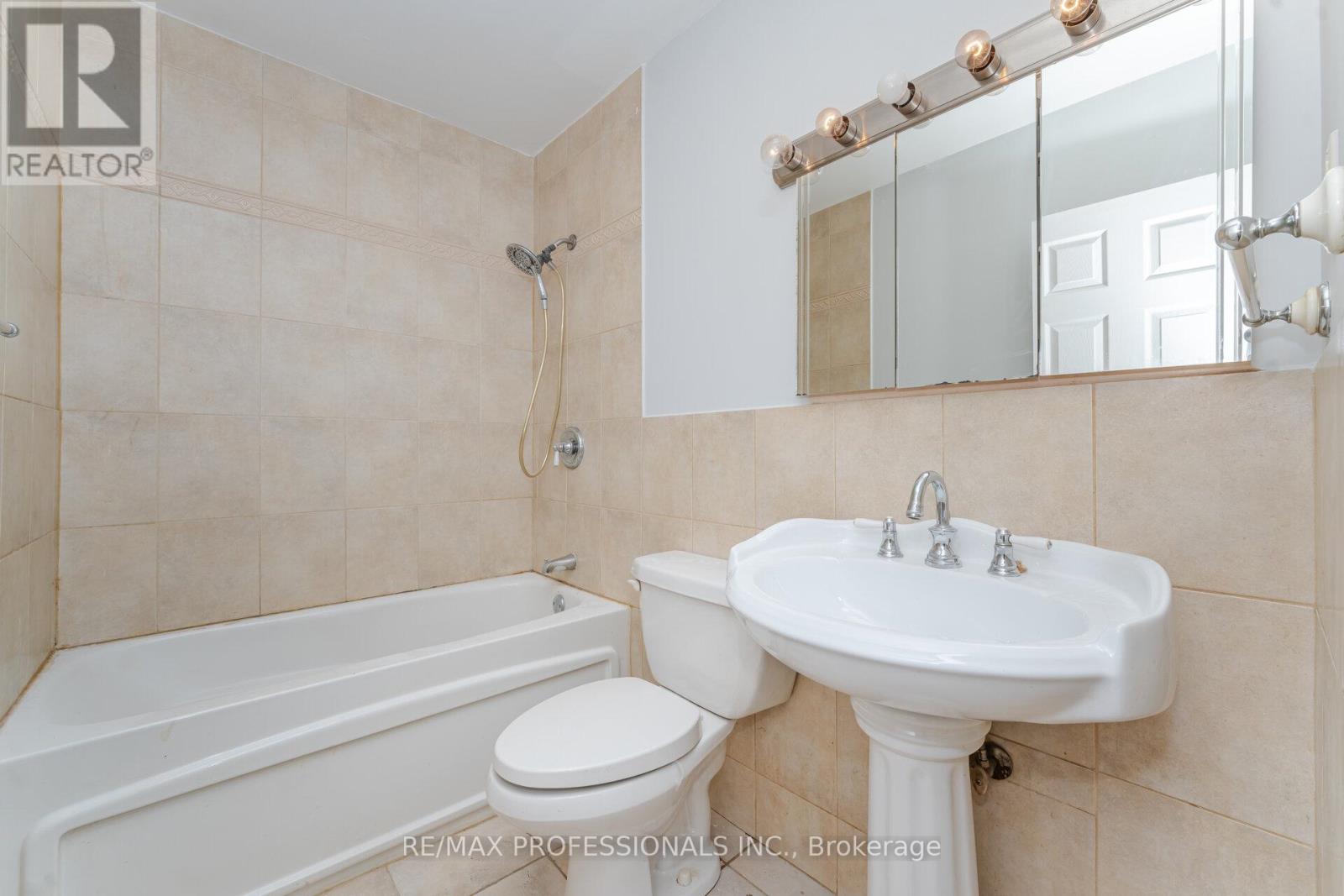 11 Jeanette Street, Toronto, Ontario  M1M 3G2 - Photo 25 - E12462385