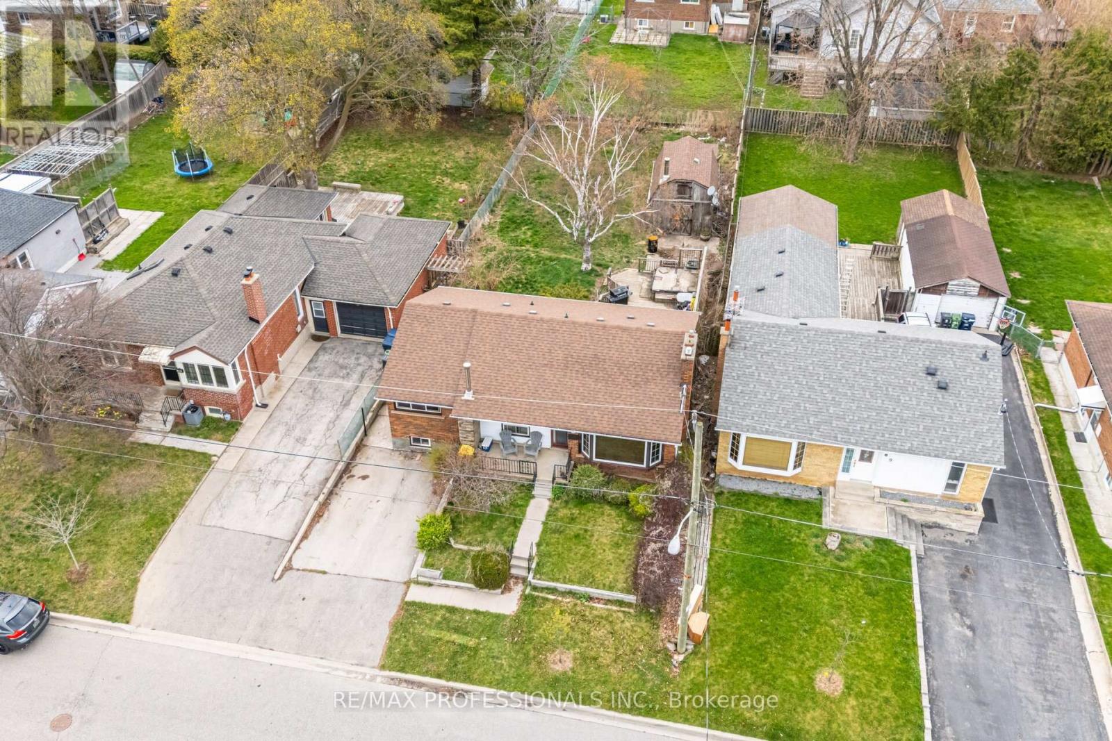 11 Jeanette Street, Toronto, Ontario  M1M 3G2 - Photo 5 - E12462385