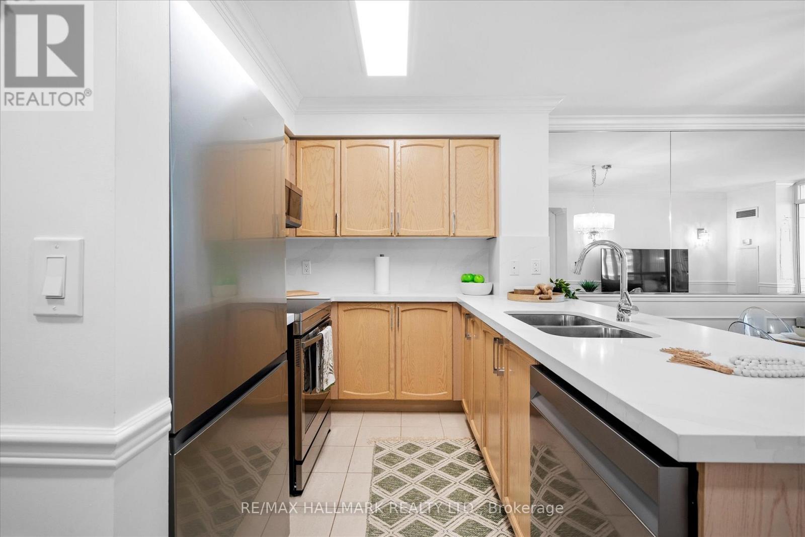 1008 - 60 Brian Harrison Way, Toronto, Ontario  M1P 5J5 - Photo 10 - E12528328