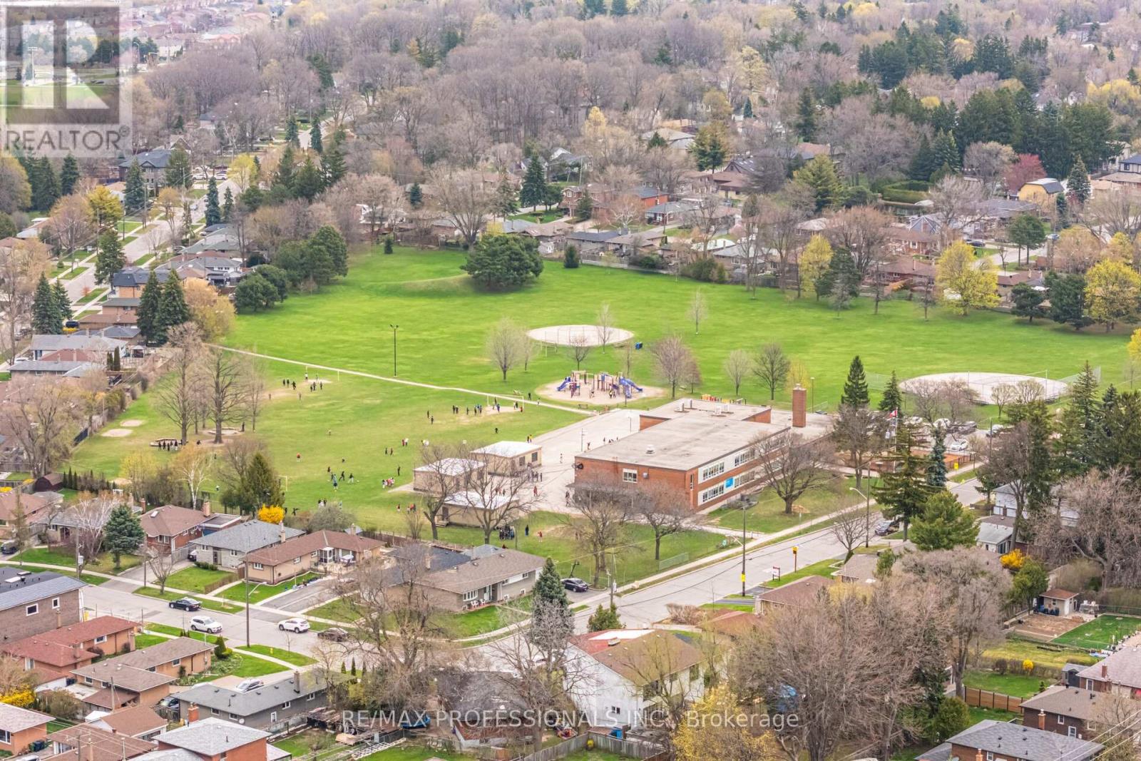 11 Jeanette Street, Toronto, Ontario  M1M 3G2 - Photo 49 - E12462385