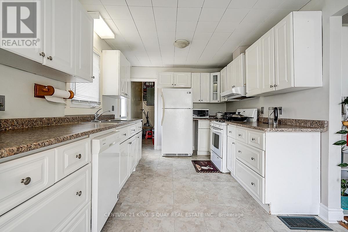 297 Glenwoods Avenue, Georgina, Ontario  L4P 2X1 - Photo 21 - N12426313