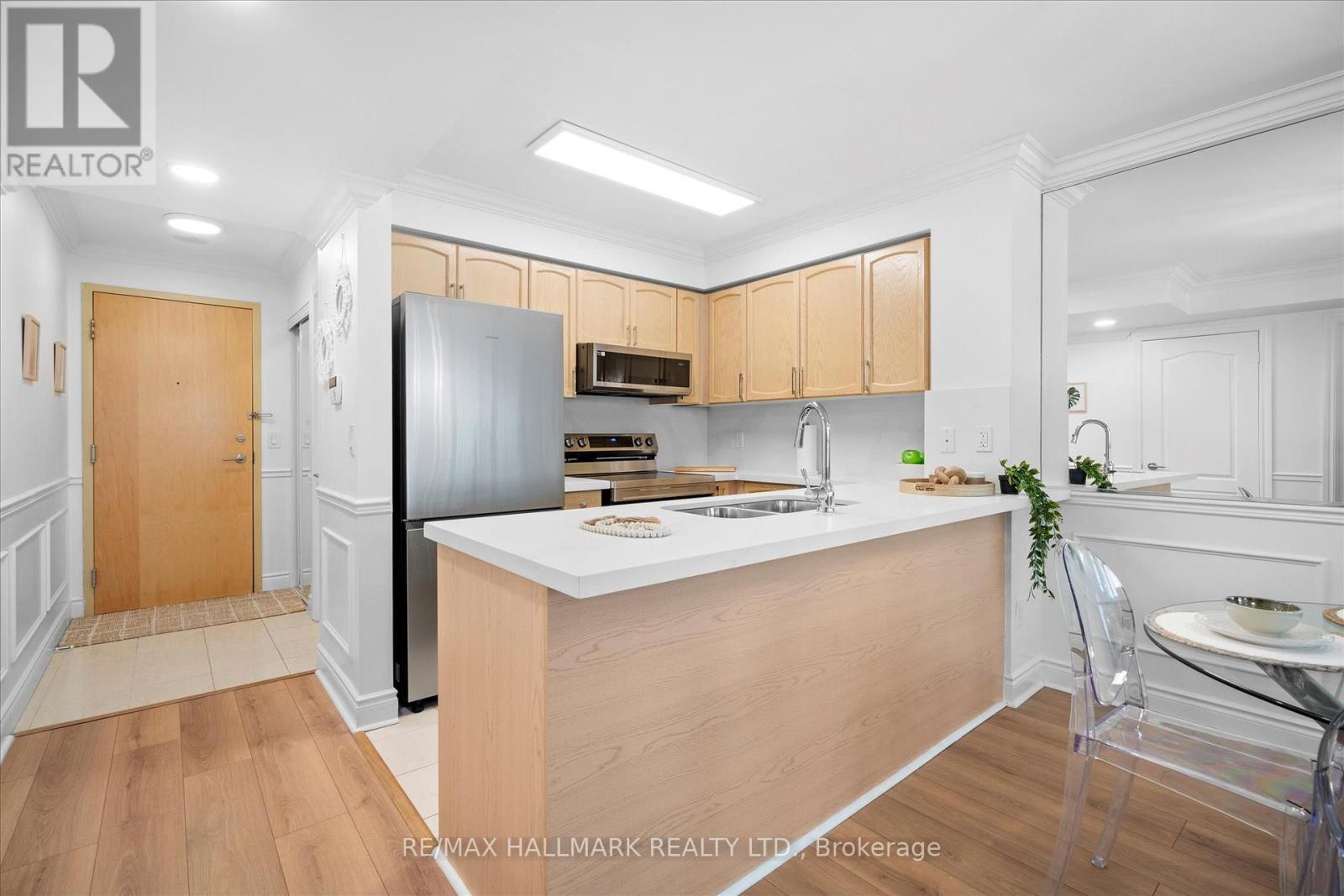 1008 - 60 Brian Harrison Way, Toronto, Ontario  M1P 5J5 - Photo 9 - E12528328