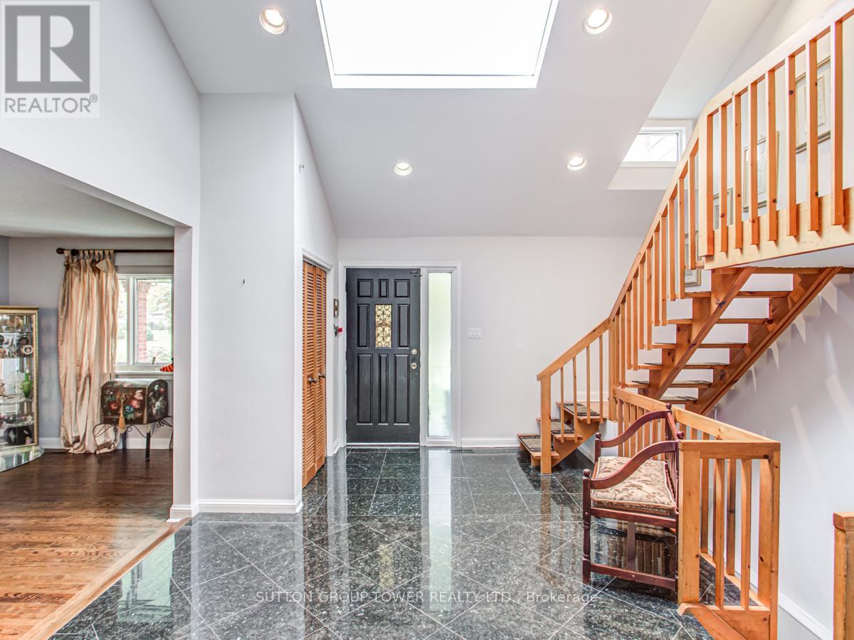 155 Tavistock Road, Toronto, Ontario M3M 2P5 - Photo 5 - W12281911