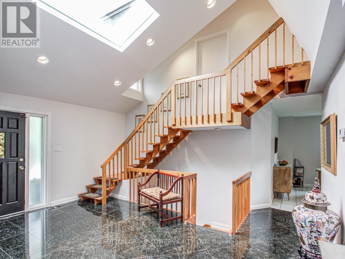 155 Tavistock Road, Toronto, Ontario M3M 2P5 - Photo 4 - W12281911