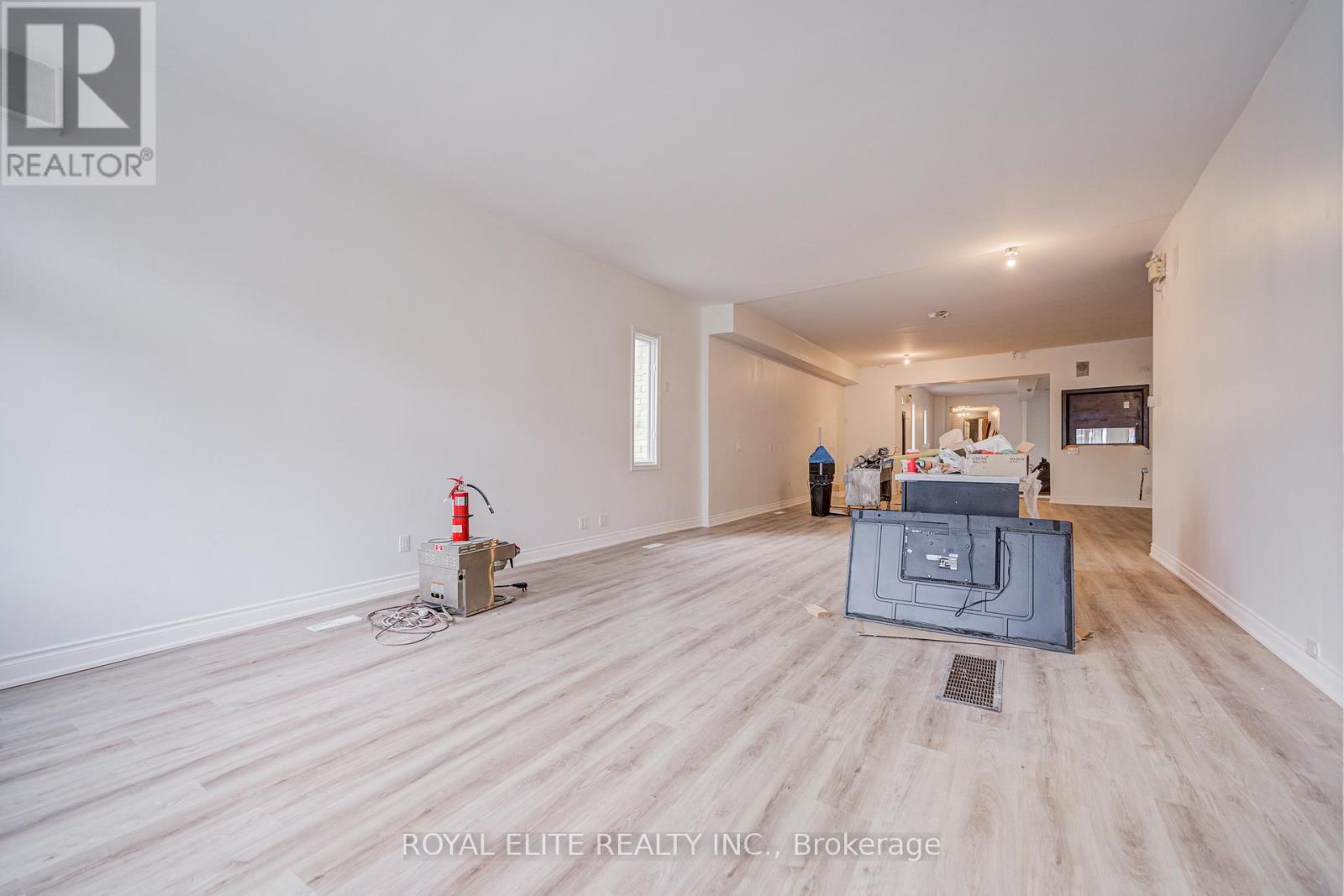 92 King Street W, Cobourg, Ontario  K9A 2M3 - Photo 3 - X12595496