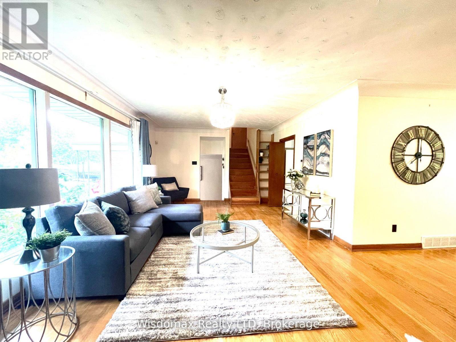 110 Riverview Boulevard, St. Catharines, Ontario L2T 3M2 - Photo 9 - X12595764