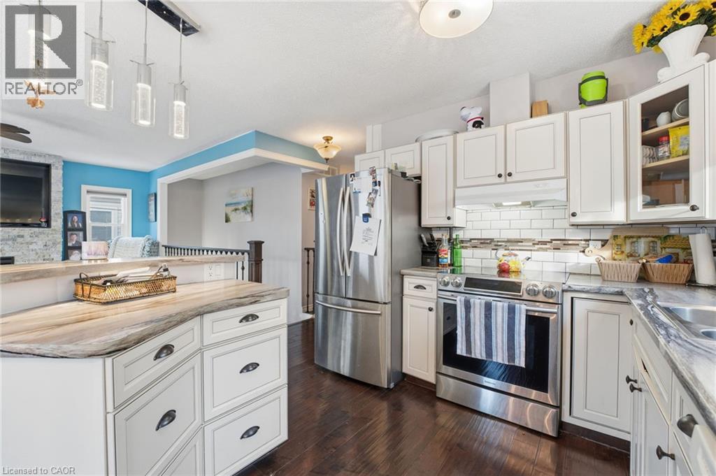 128 Schlueter Street, Cambridge, Ontario N3H 4B3 - Photo 6 - 40791602