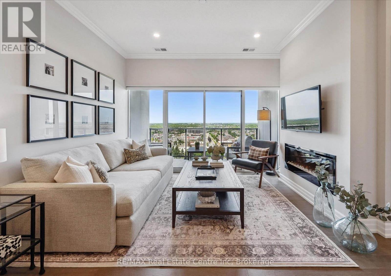 1010 - 1880 Gordon Street, Guelph, Ontario N1L 0P5 - Photo 1 - X12595656