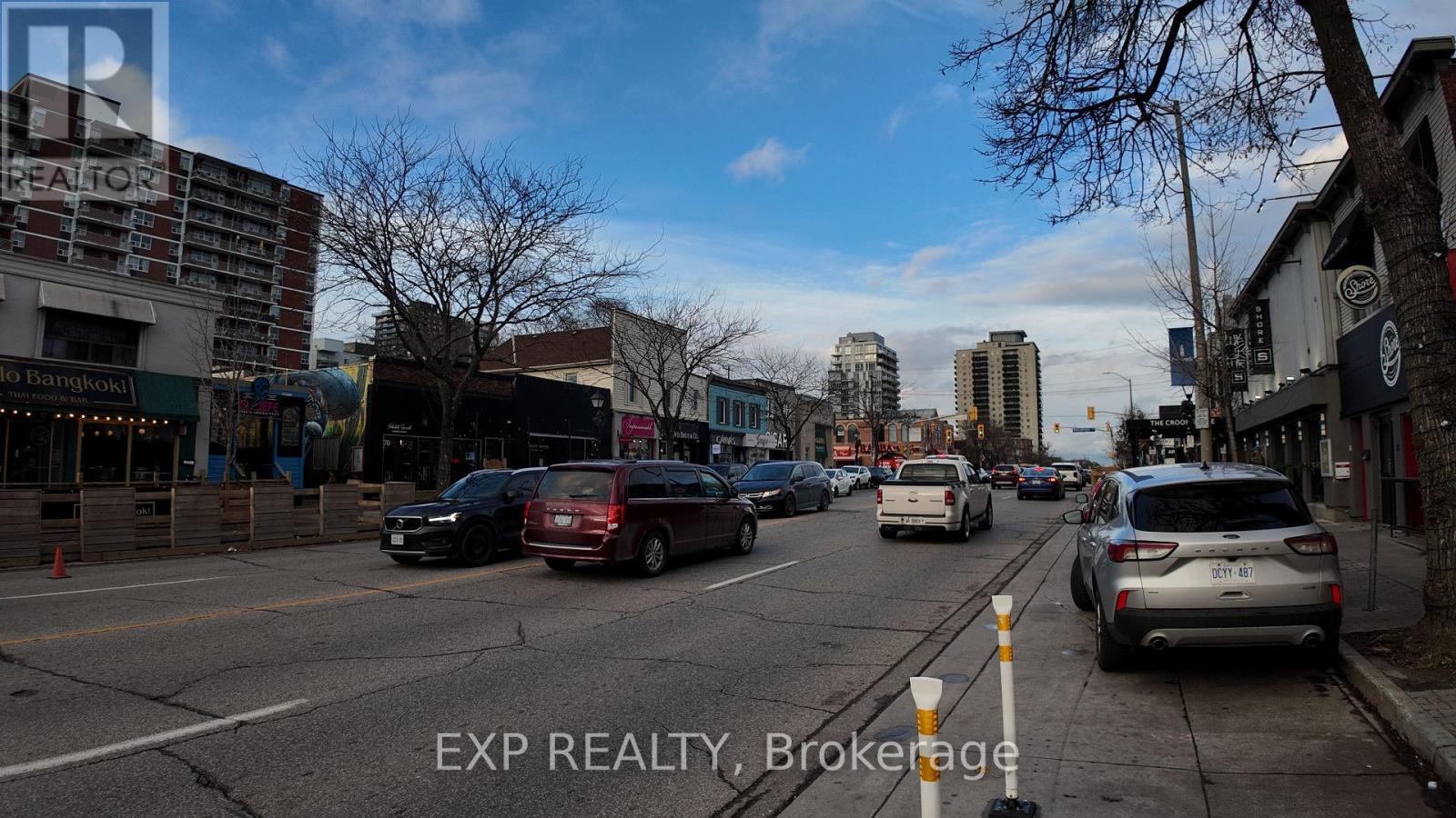 59 Lakeshore Road E, Mississauga, Ontario L5G 1C9 - Photo 13 - W12583024