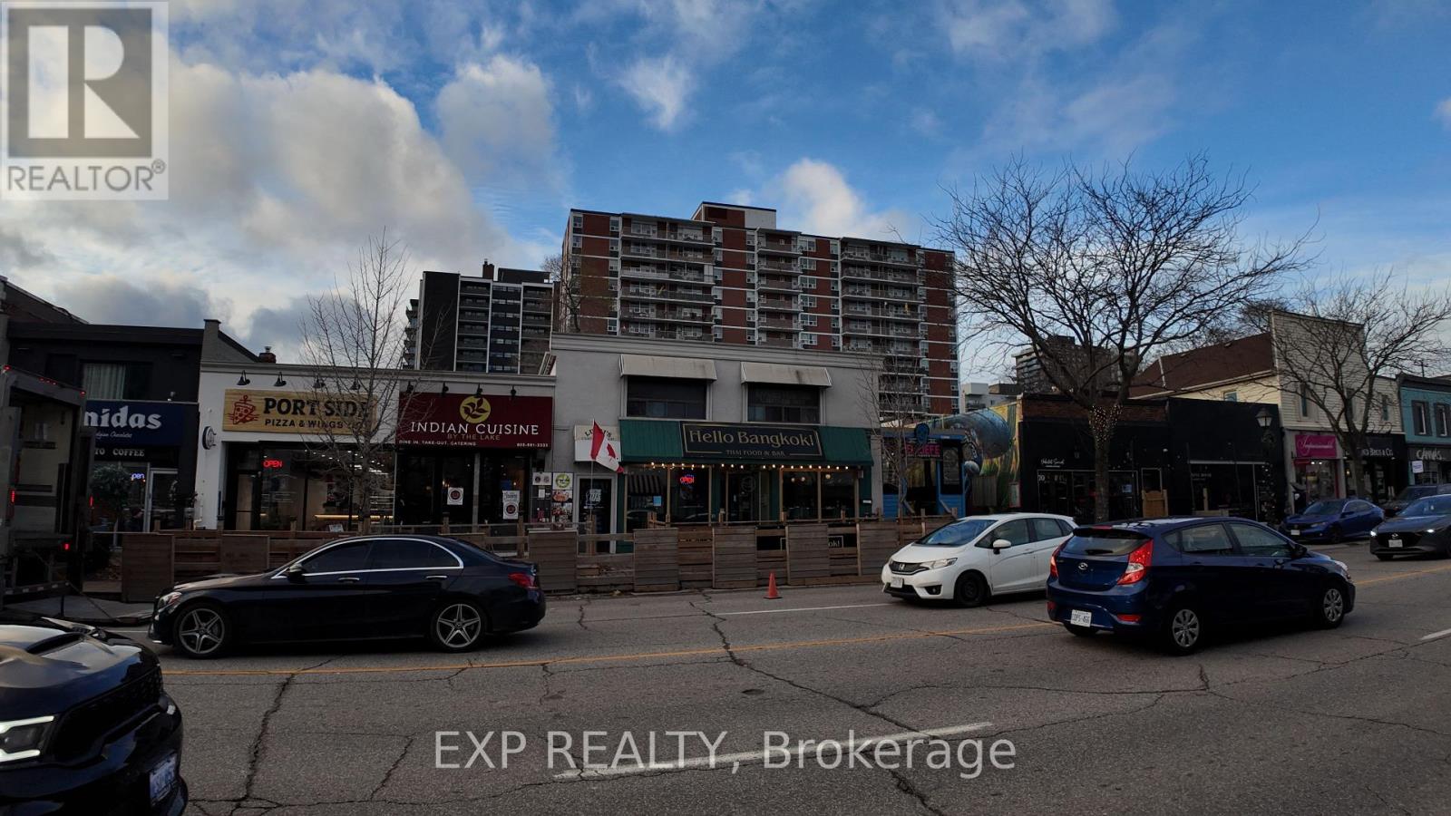 59 Lakeshore Road E, Mississauga, Ontario L5G 1C9 - Photo 14 - W12583024