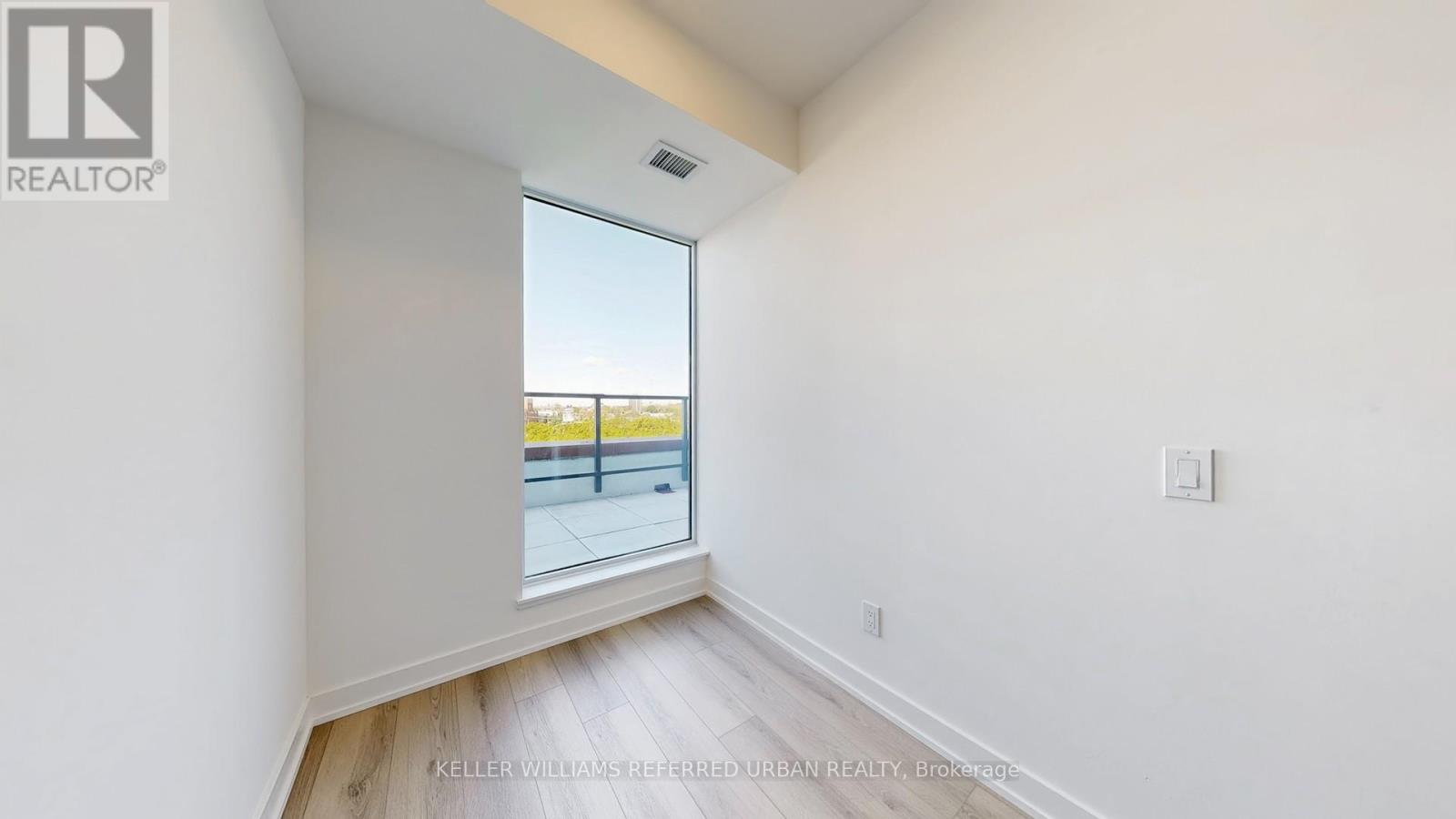 606 - 5 Lakeview Avenue, Toronto, Ontario  M6J 0H3 - Photo 15 - C12595594