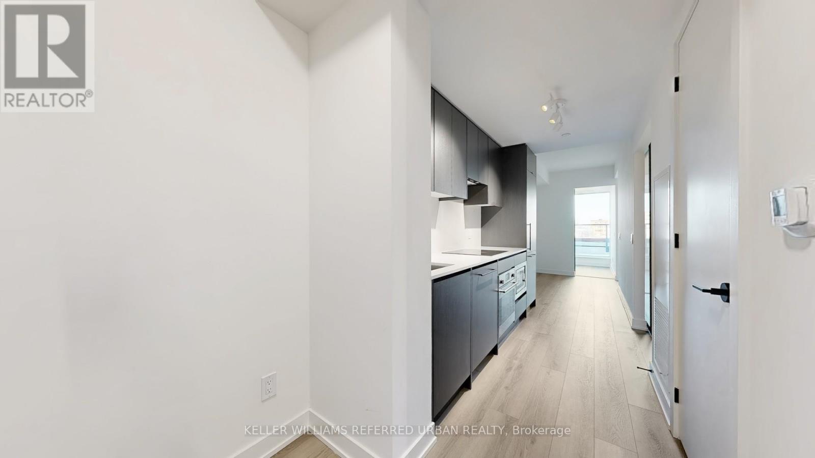606 - 5 Lakeview Avenue, Toronto, Ontario  M6J 0H3 - Photo 9 - C12595594