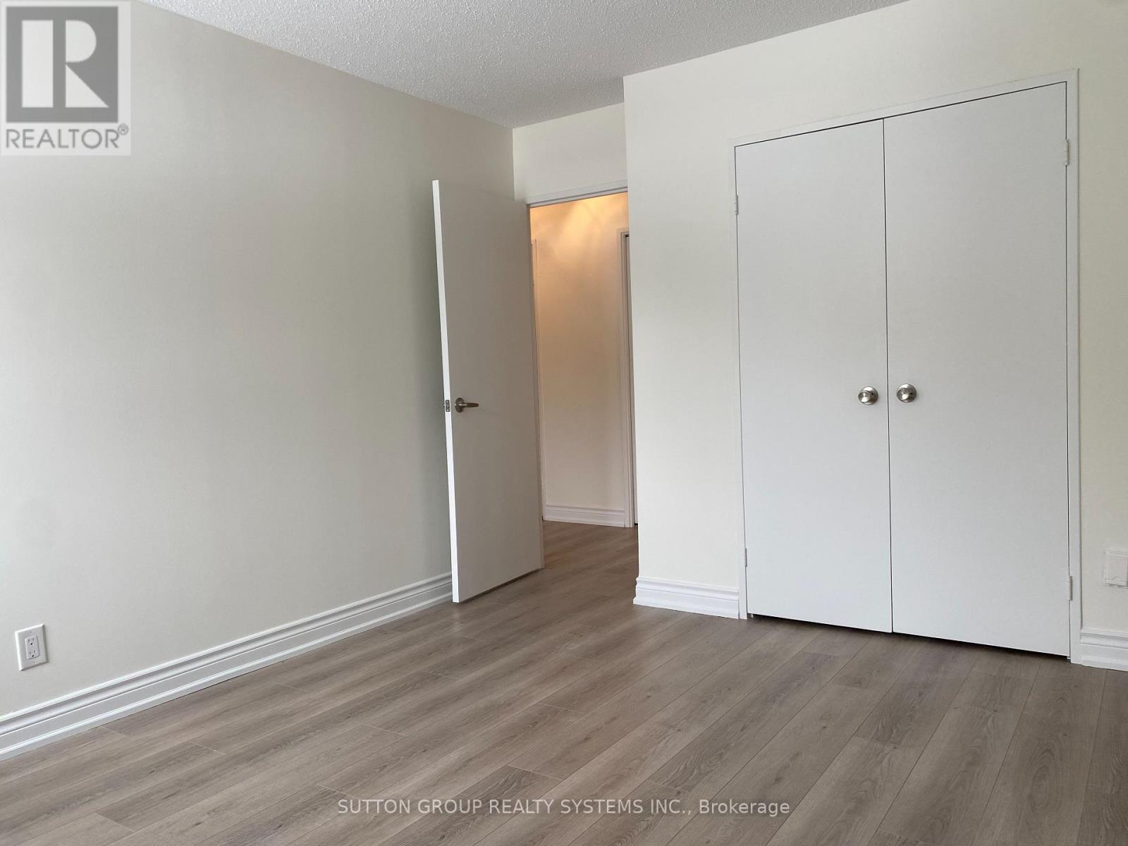 215e - 30 Fashion Roseway, Toronto, Ontario M2N 6B4 - Photo 13 - C12595644