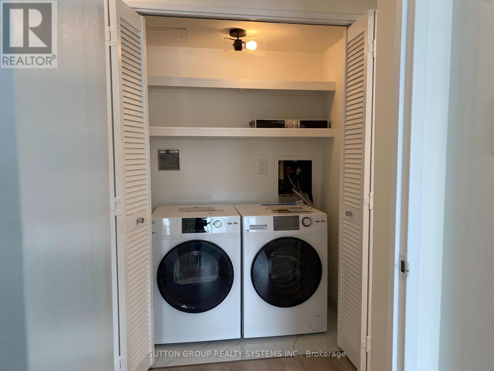 215e - 30 Fashion Roseway, Toronto, Ontario M2N 6B4 - Photo 18 - C12595644