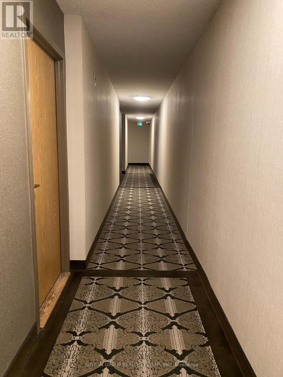 215e - 30 Fashion Roseway, Toronto, Ontario M2N 6B4 - Photo 21 - C12595644