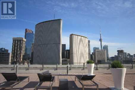 1730 - 111 Elizabeth Street, Toronto, Ontario M5G 1P7 - Photo 10 - C12595724