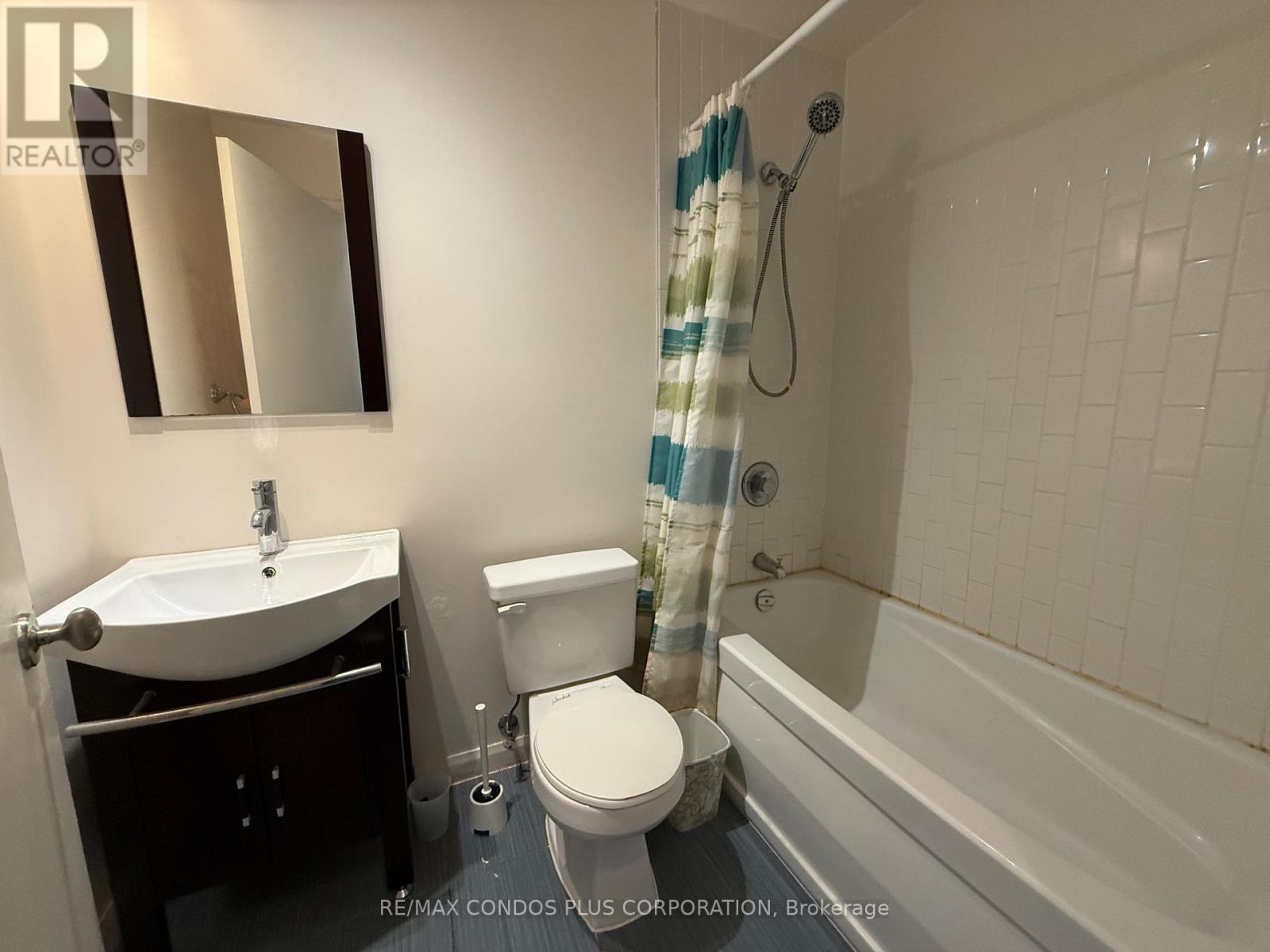 1730 - 111 Elizabeth Street, Toronto, Ontario M5G 1P7 - Photo 7 - C12595724