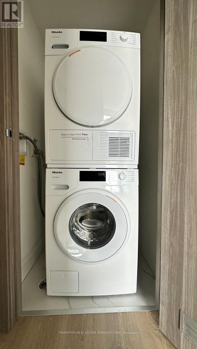 5102 - 3 Concord Cityplace Way, Toronto, Ontario  M5V 0X4 - Photo 12 - C12595730