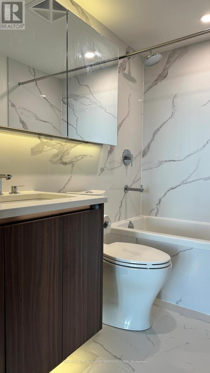 5102 - 3 Concord Cityplace Way, Toronto, Ontario  M5V 0X4 - Photo 9 - C12595730