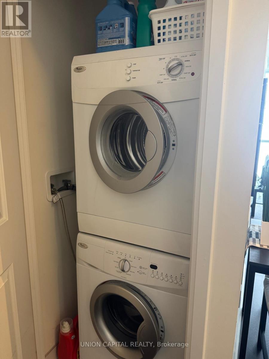 2801 - 88 Sheppard Avenue E, Toronto, Ontario  M2N 0G9 - Photo 10 - C12595744