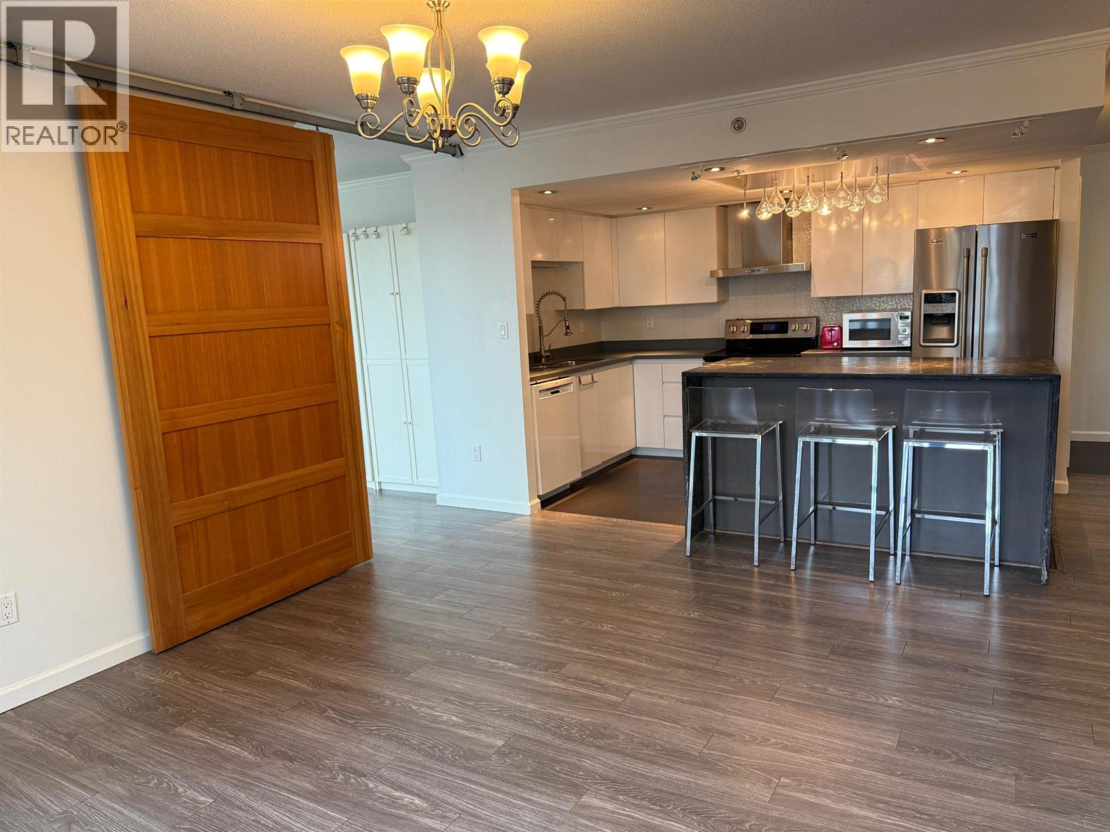 304 1088 Quebec Street, Vancouver, British Columbia  V6A 4H2 - Photo 2 - R3054064