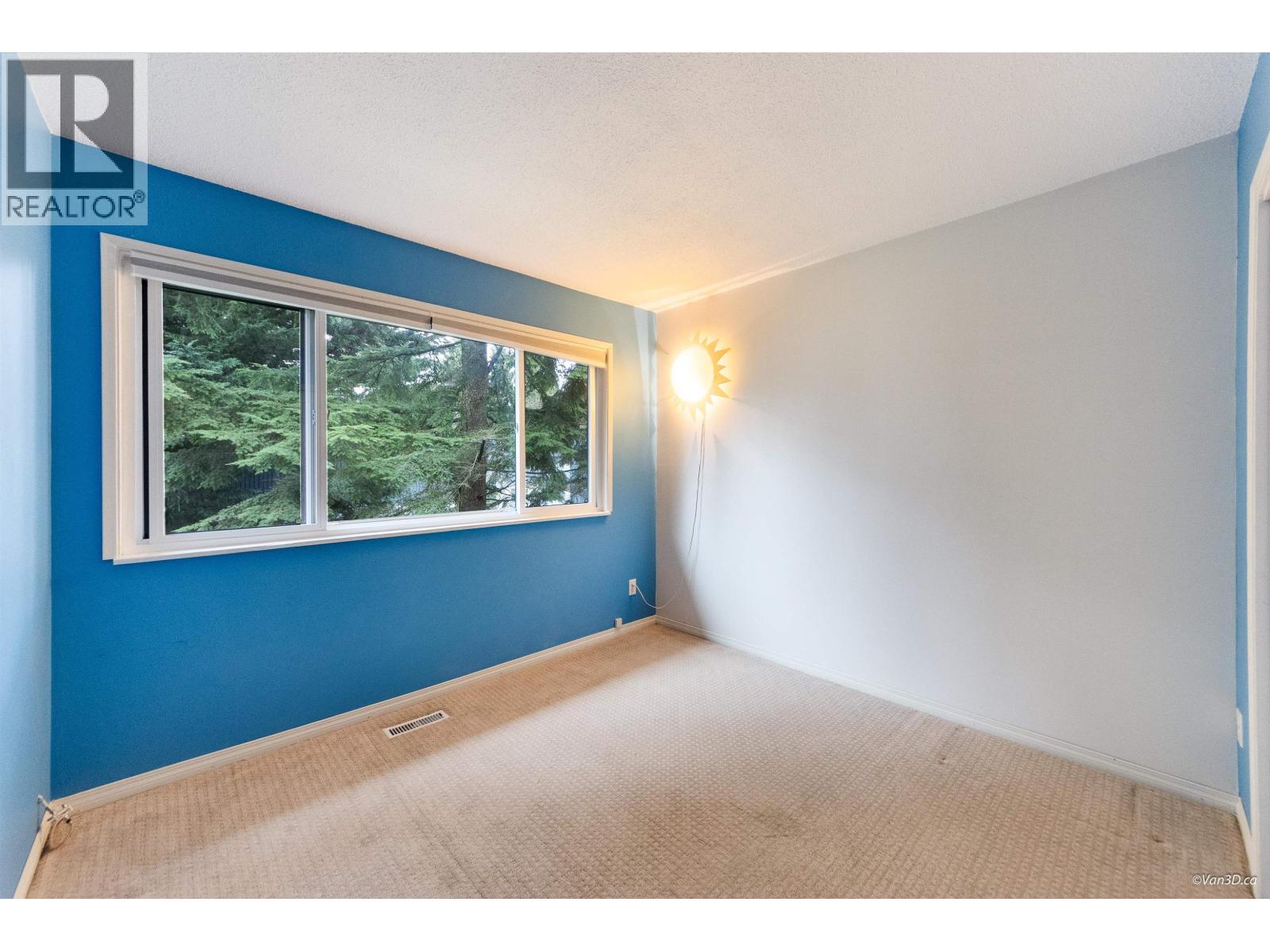 7305 Coronado Drive, Burnaby, British Columbia  V5A 1P9 - Photo 12 - R3071524