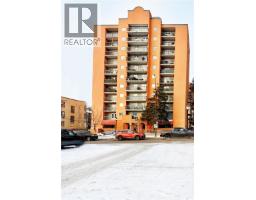 1106 405 5th AVENUE N City Park