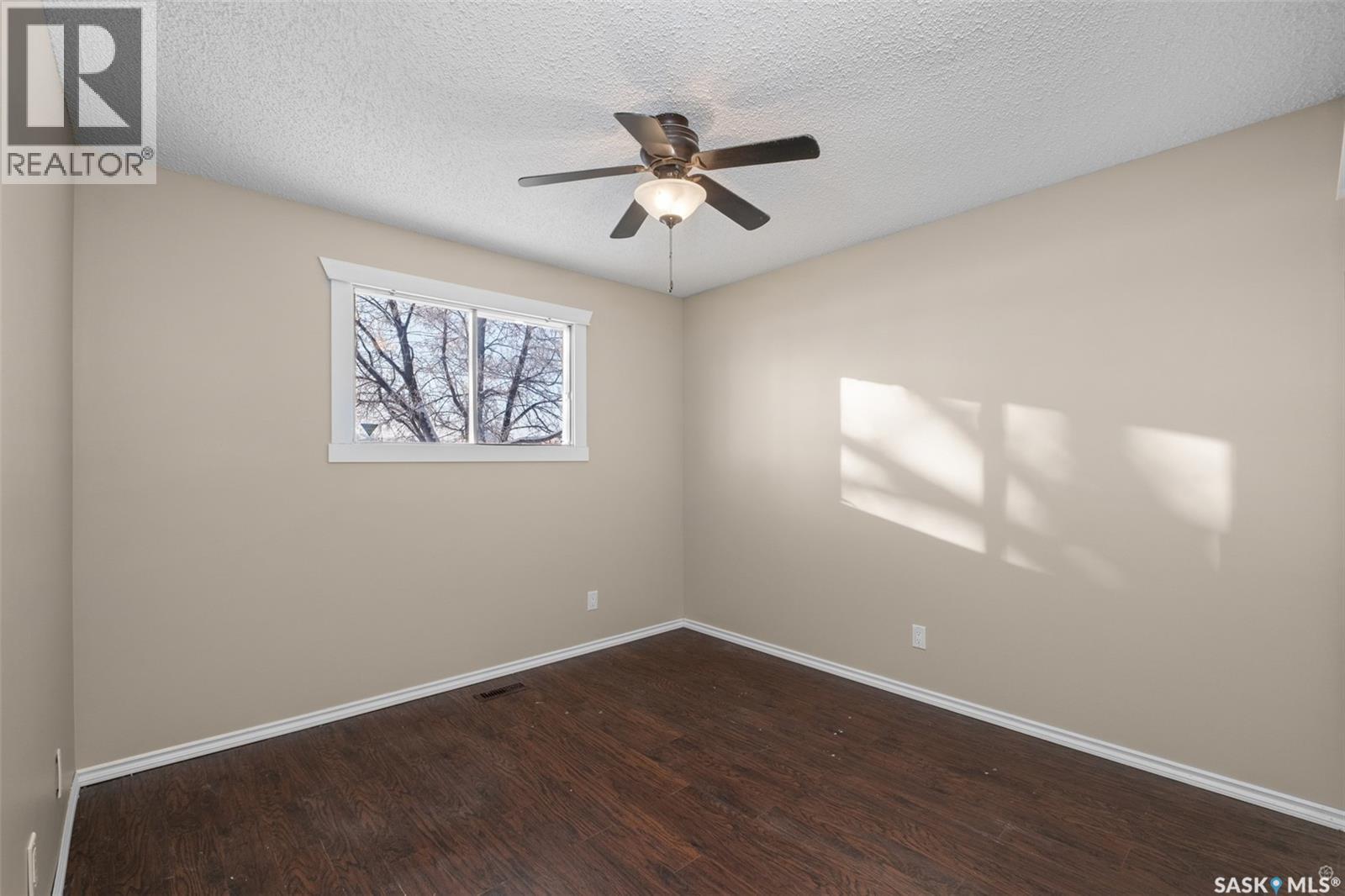 867 7th Street E, Prince Albert, Saskatchewan  S6V 6T3 - Photo 9 - SK025071