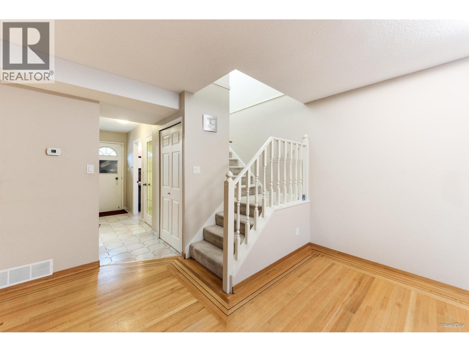 7305 Coronado Drive, Burnaby, British Columbia  V5A 1P9 - Photo 19 - R3071524