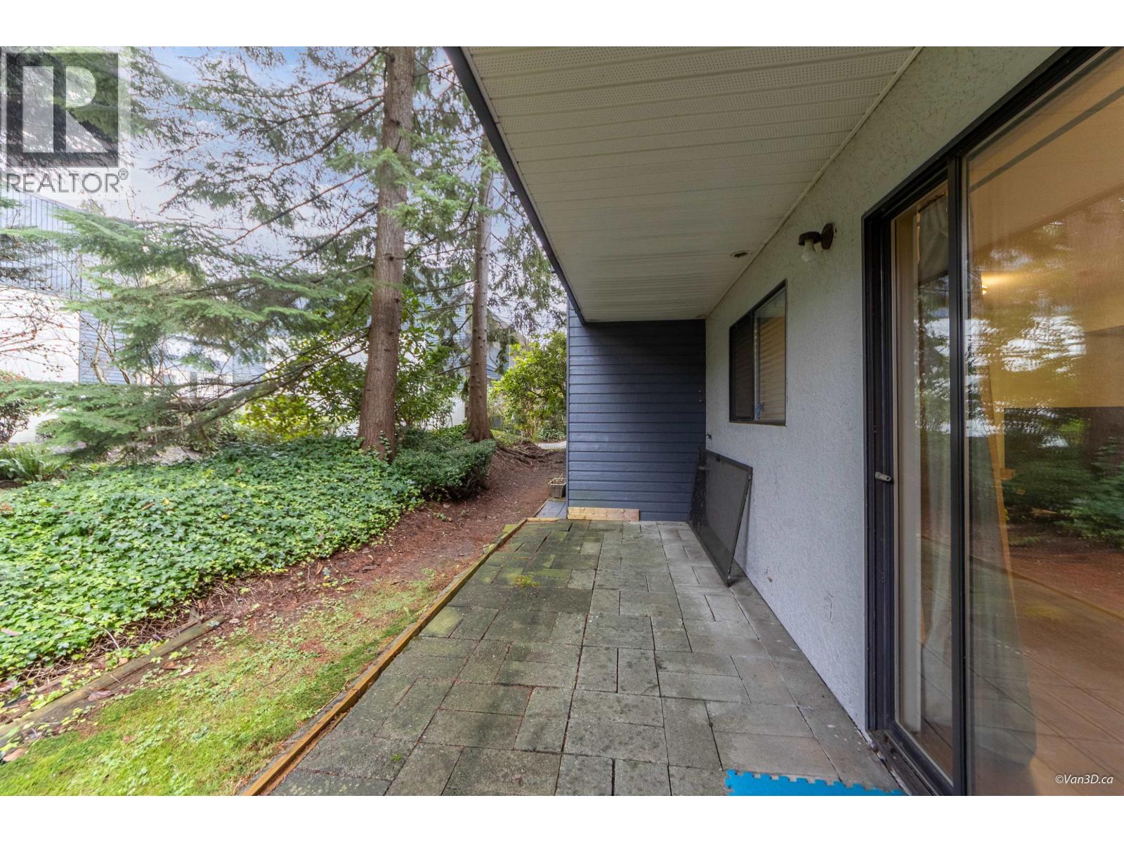 7305 Coronado Drive, Burnaby, British Columbia  V5A 1P9 - Photo 25 - R3071524