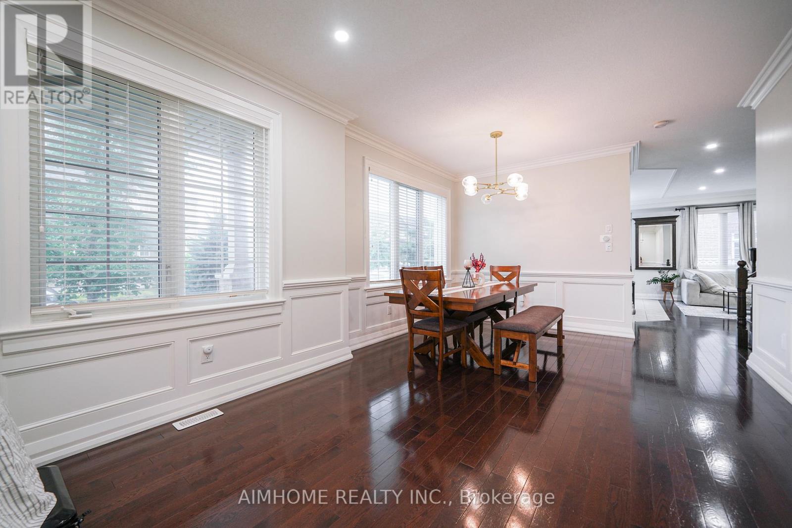 45 Darren Hill Trail, Markham, Ontario  L6E 0H1 - Photo 5 - N12595638