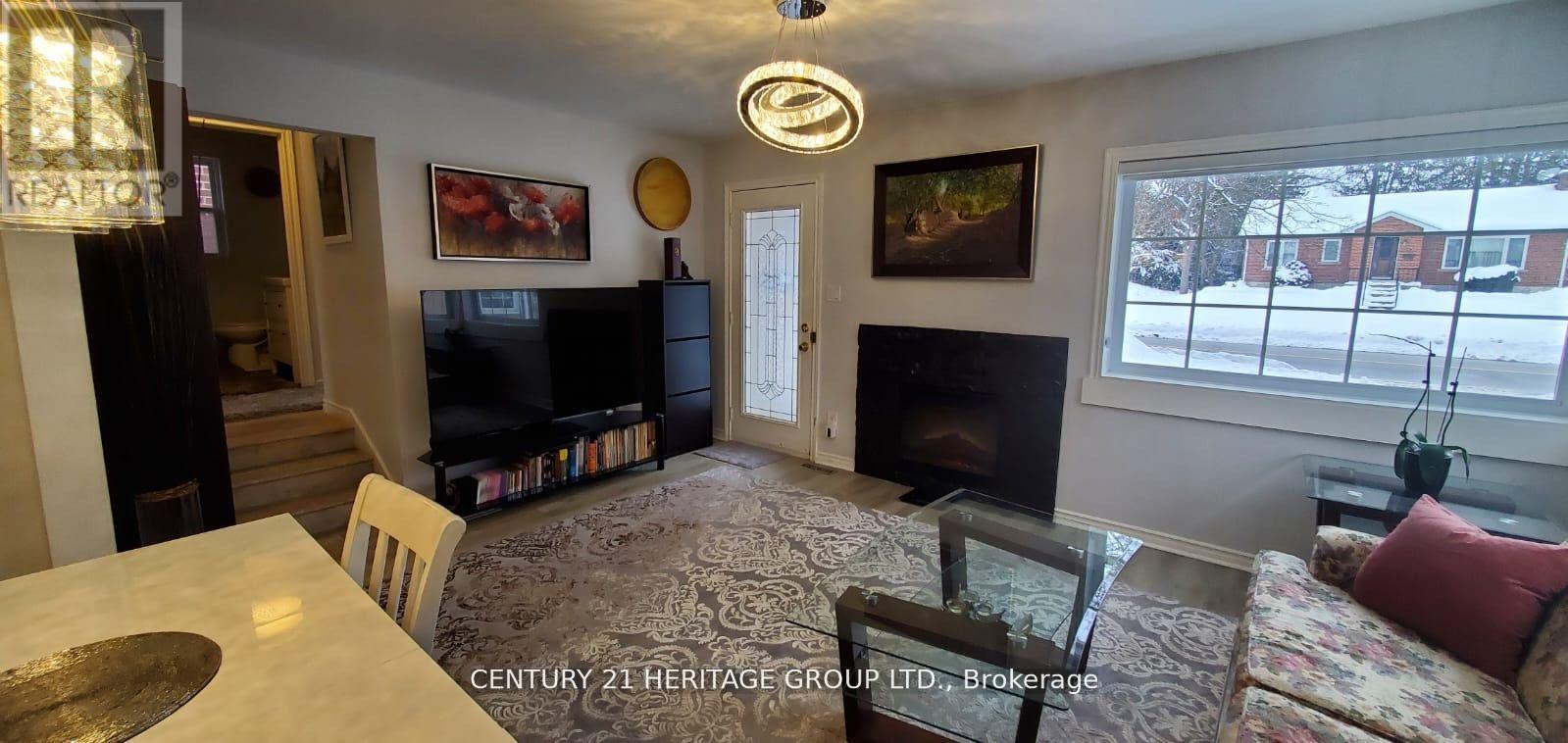 Main - 96 Mill Street, Richmond Hill, Ontario  L4C 4A7 - Photo 10 - N12595646