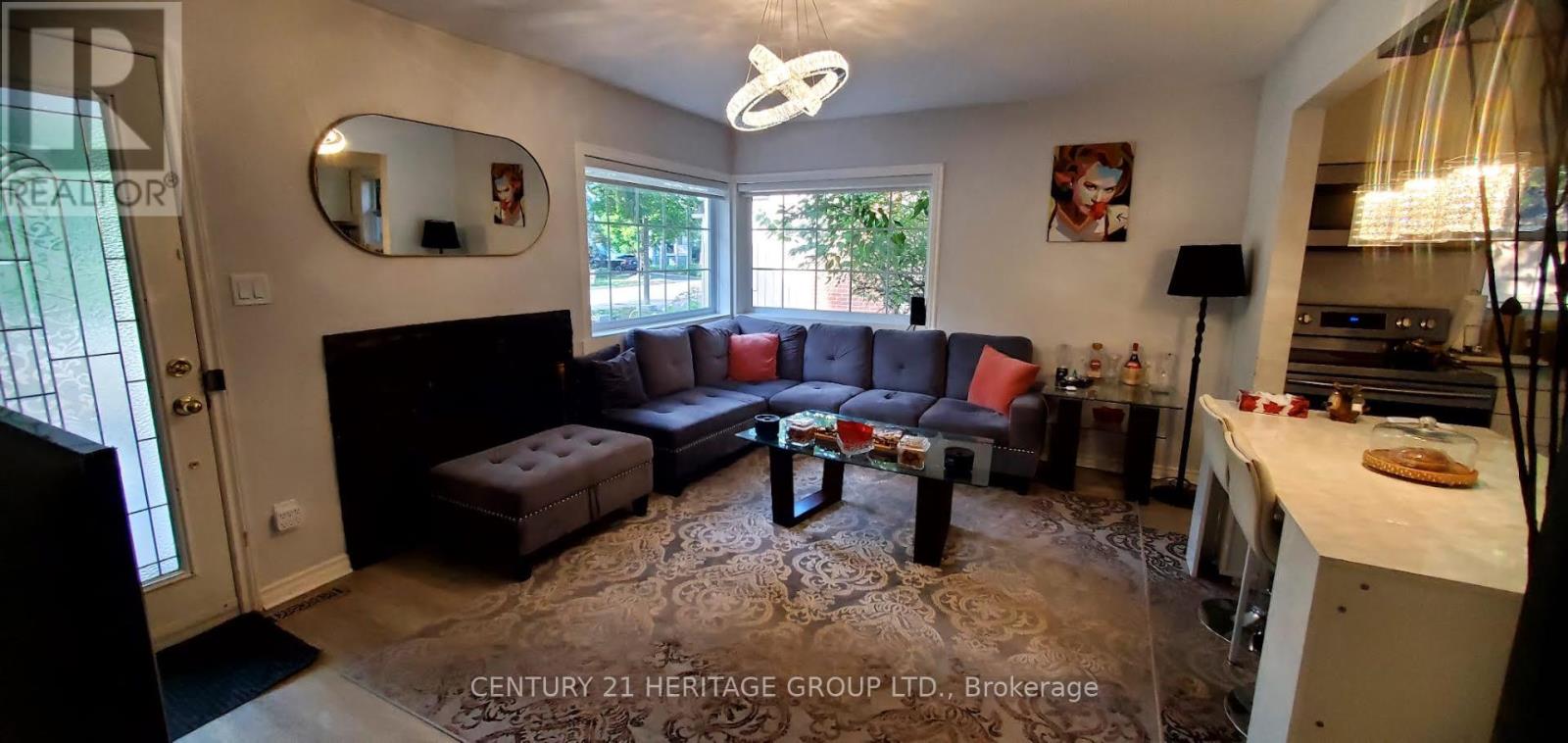 Main - 96 Mill Street, Richmond Hill, Ontario  L4C 4A7 - Photo 8 - N12595646