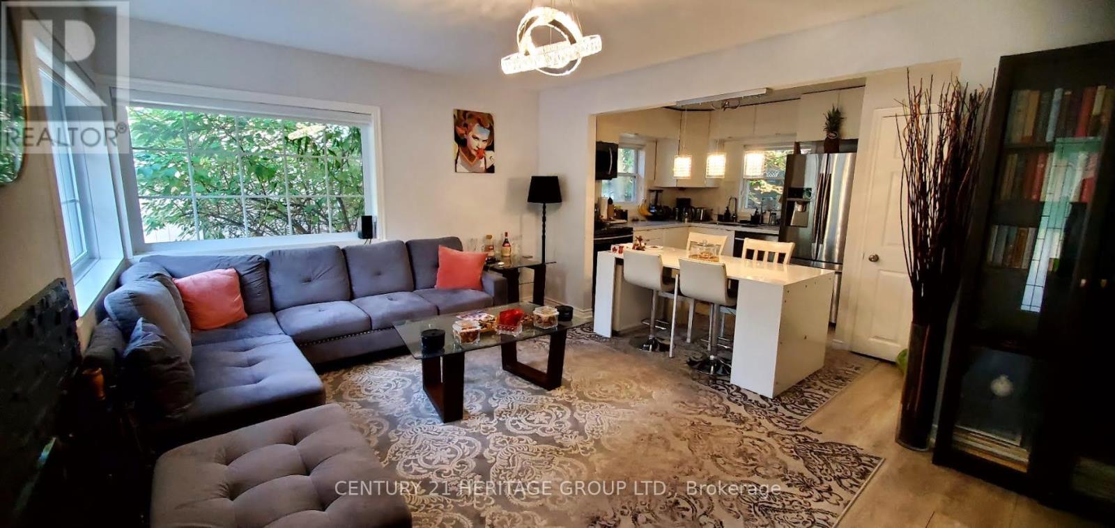 Main - 96 Mill Street, Richmond Hill, Ontario  L4C 4A7 - Photo 9 - N12595646