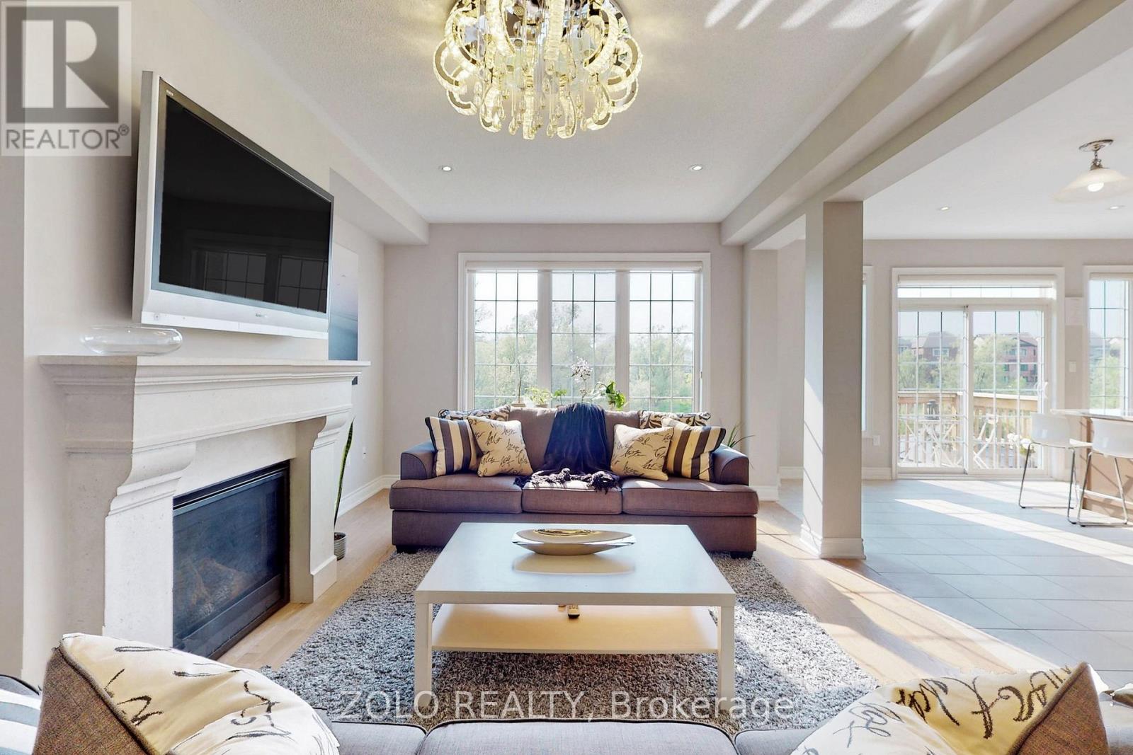 86 Briarfield Avenue, East Gwillimbury, Ontario  L9N 0P4 - Photo 15 - N12595666