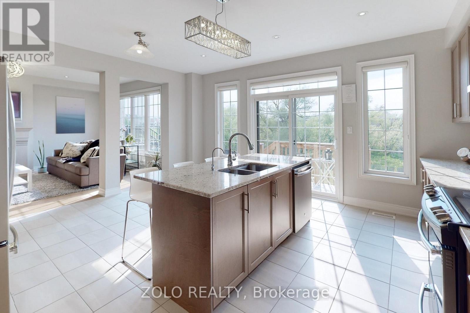 86 Briarfield Avenue, East Gwillimbury, Ontario  L9N 0P4 - Photo 19 - N12595666