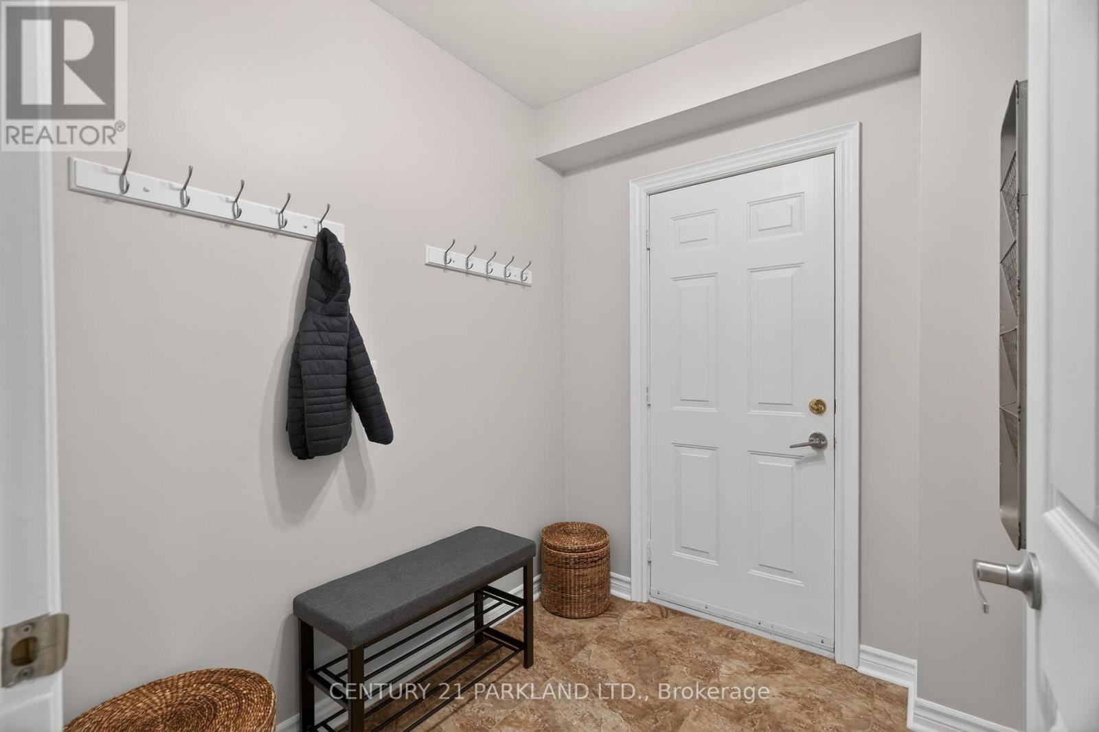 77 Monte Carlo Drive, Vaughan, Ontario  L4H 1T3 - Photo 7 - N12595692