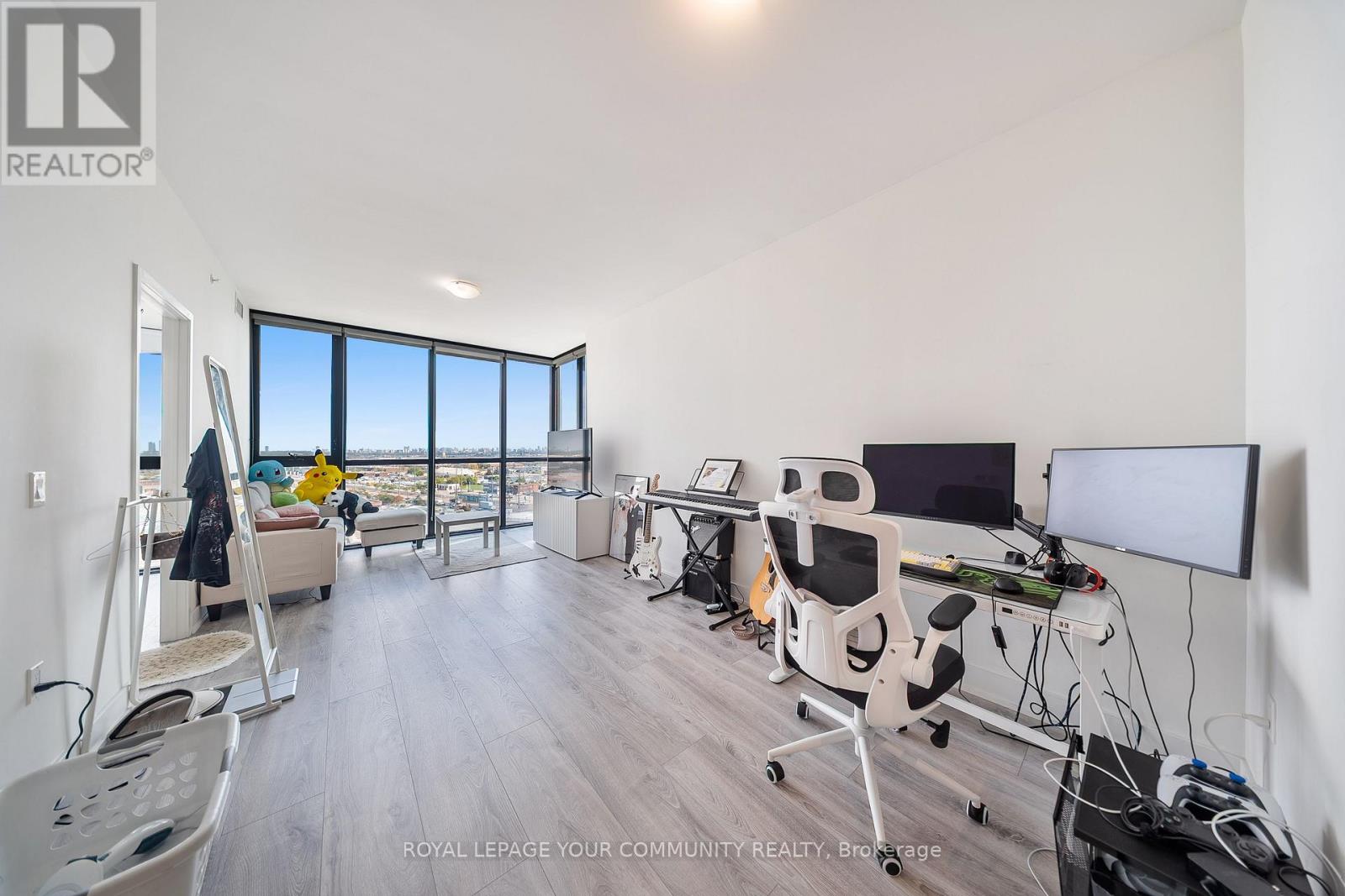 1101 - 2908 Highway 7 Road, Vaughan, Ontario  L4K 0K5 - Photo 10 - N12595728