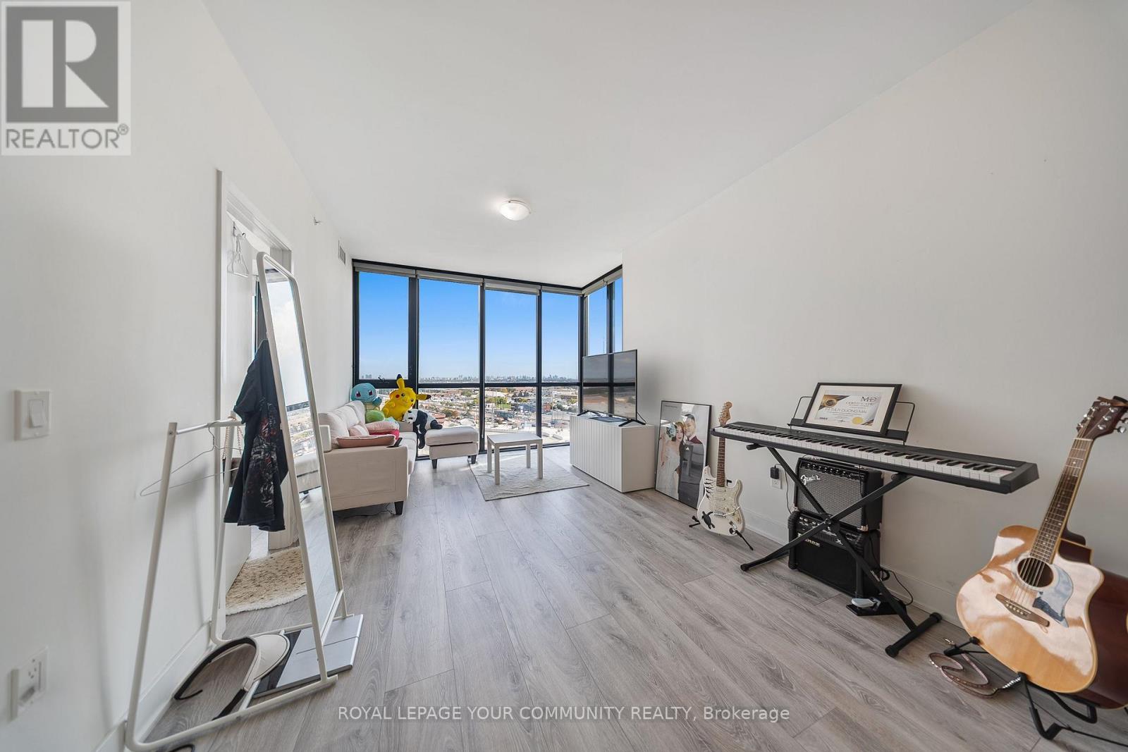 1101 - 2908 Highway 7 Road, Vaughan, Ontario  L4K 0K5 - Photo 11 - N12595728