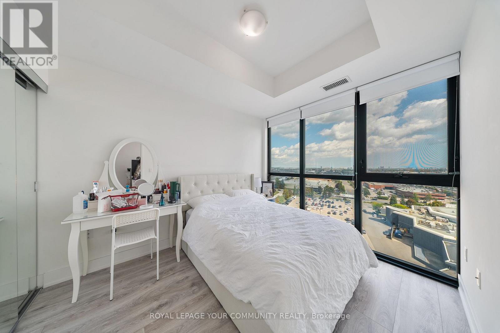 1101 - 2908 Highway 7 Road, Vaughan, Ontario  L4K 0K5 - Photo 17 - N12595728