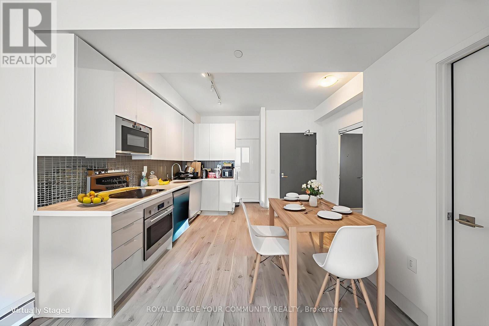 1101 - 2908 Highway 7 Road, Vaughan, Ontario  L4K 0K5 - Photo 3 - N12595728