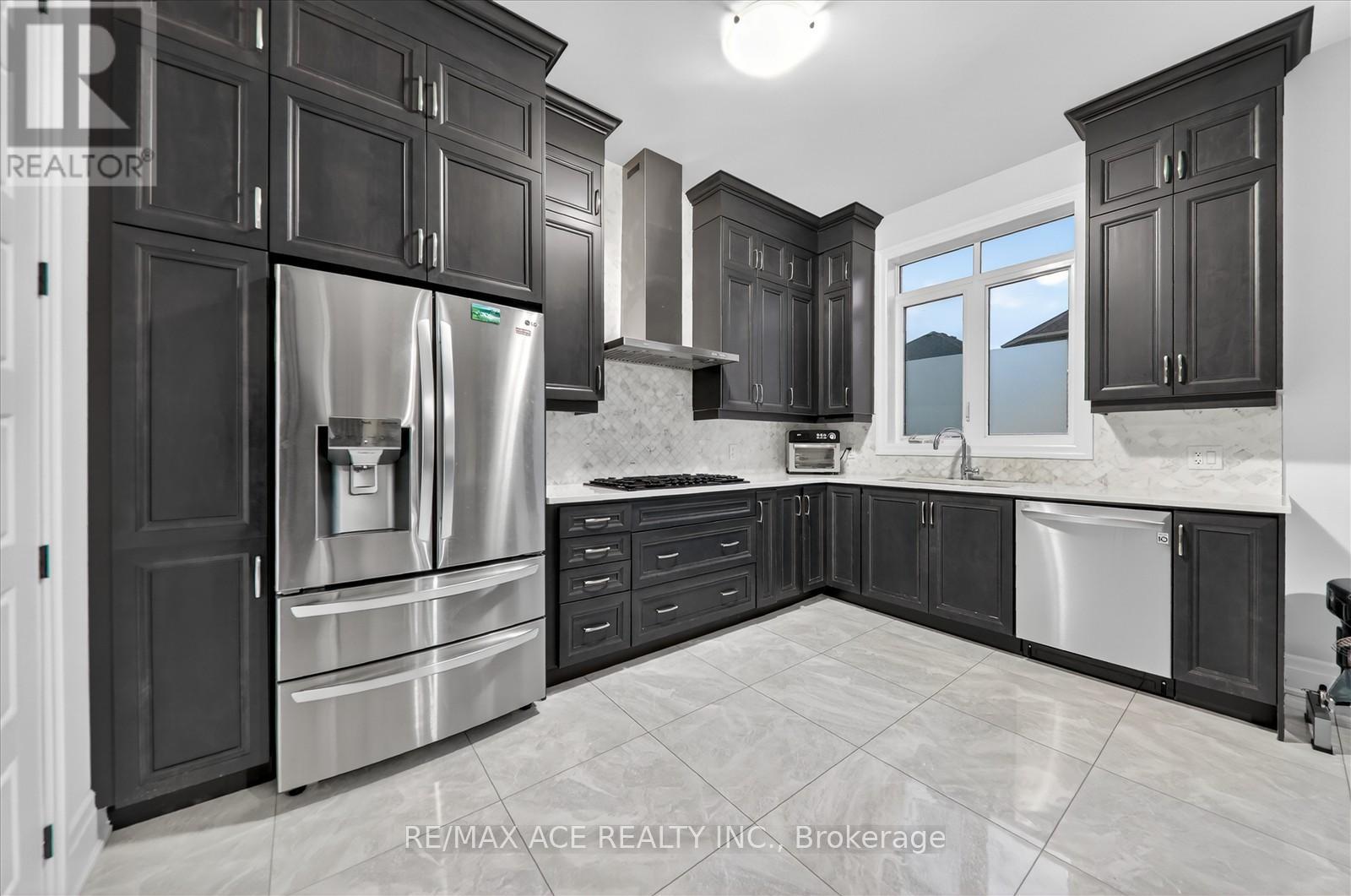 113 Jinnah Avenue, Markham, Ontario L3S 0G4 - Photo 15 - N12595748