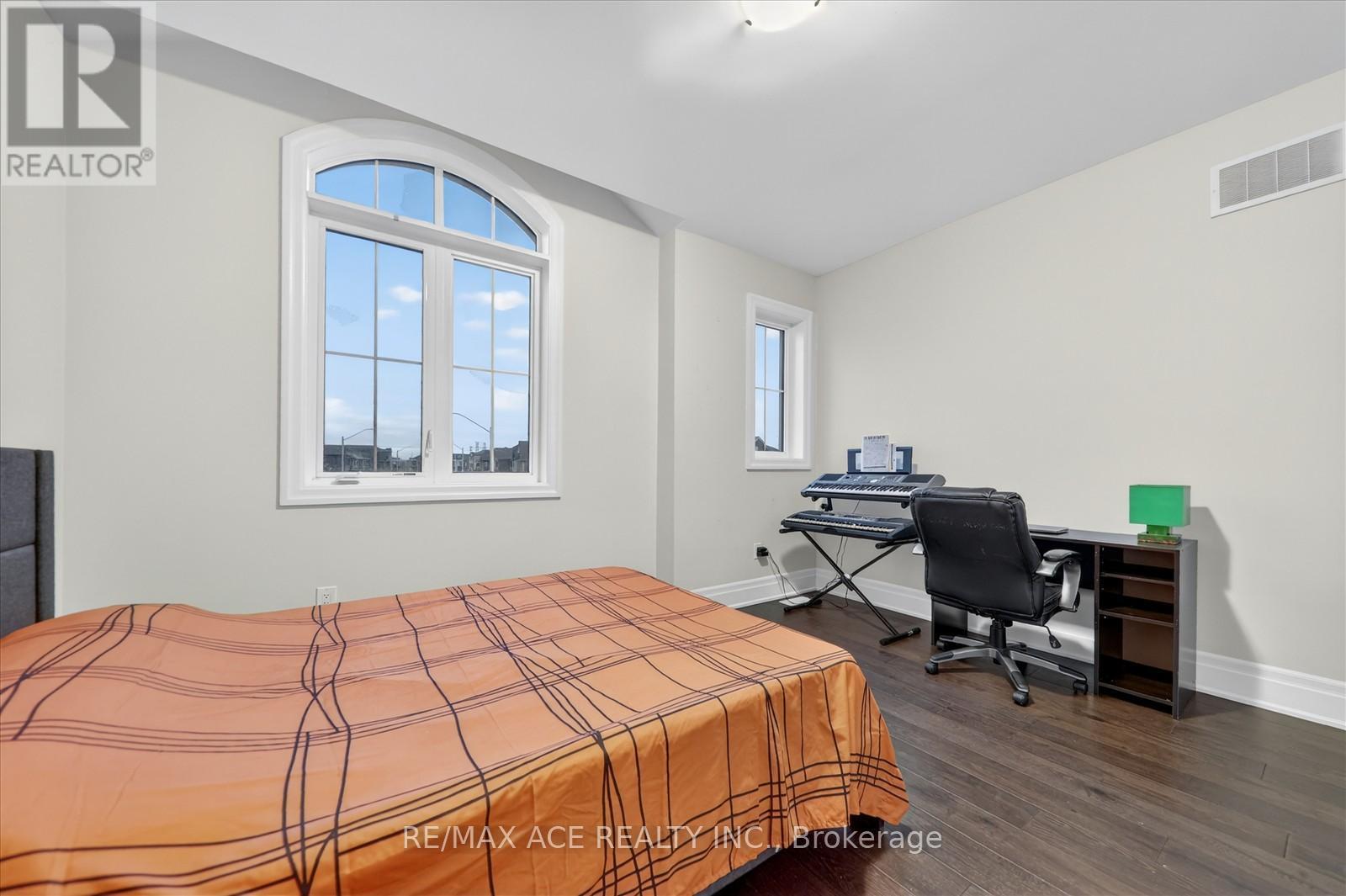 113 Jinnah Avenue, Markham, Ontario L3S 0G4 - Photo 27 - N12595748