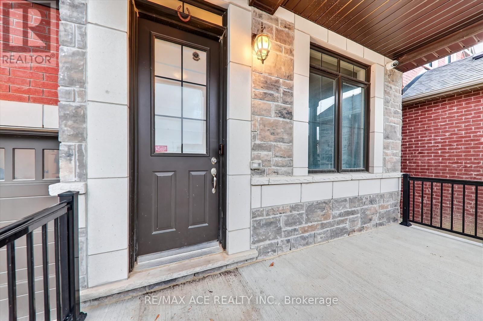 113 Jinnah Avenue, Markham, Ontario L3S 0G4 - Photo 5 - N12595748