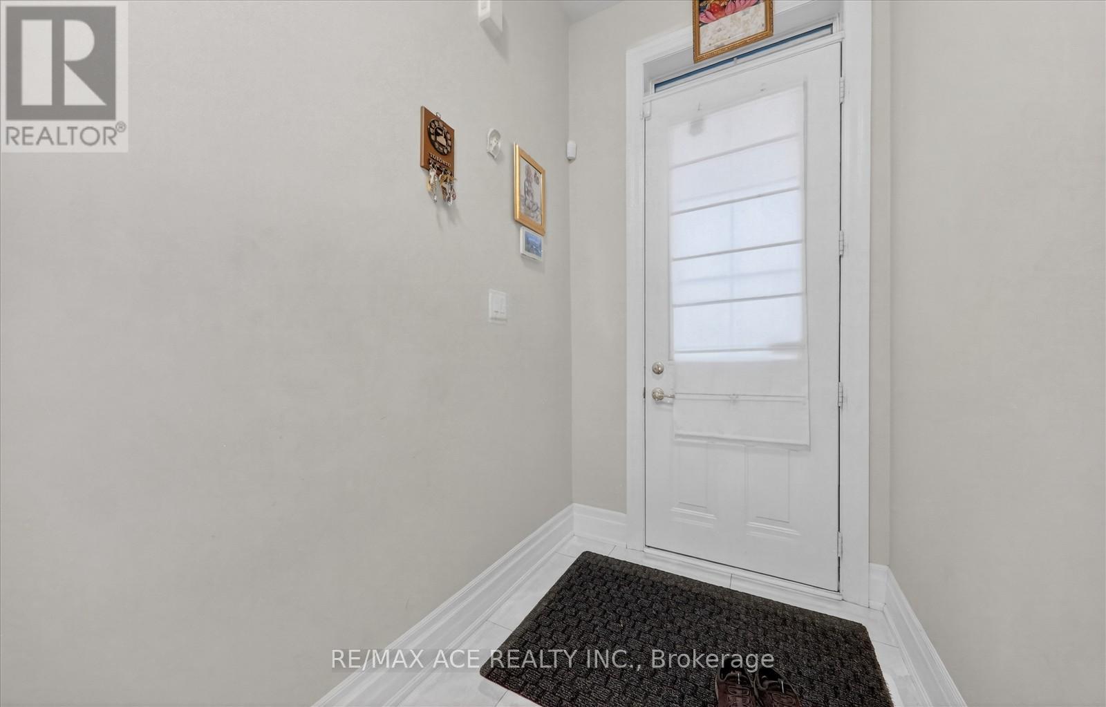 113 Jinnah Avenue, Markham, Ontario L3S 0G4 - Photo 6 - N12595748