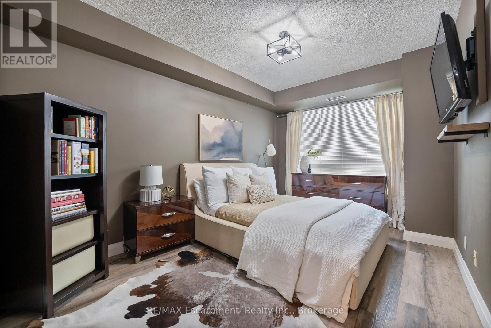 902 - 88 Palace Pier, Toronto, Ontario M8V 3W9 - Photo 12 - W12595770