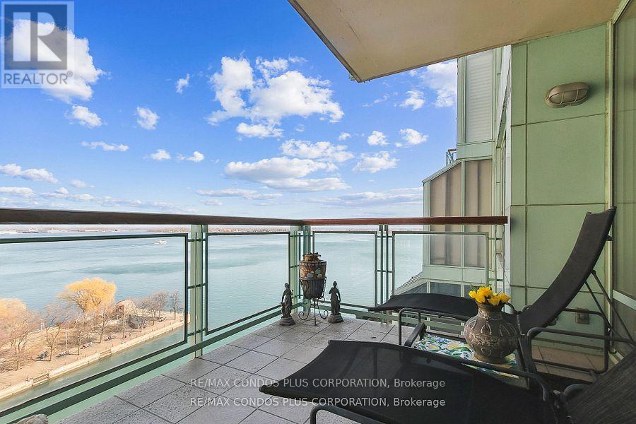 1013 - 211 Queens Quay W, Toronto, Ontario  M5J 2M6 - Photo 17 - C12591420