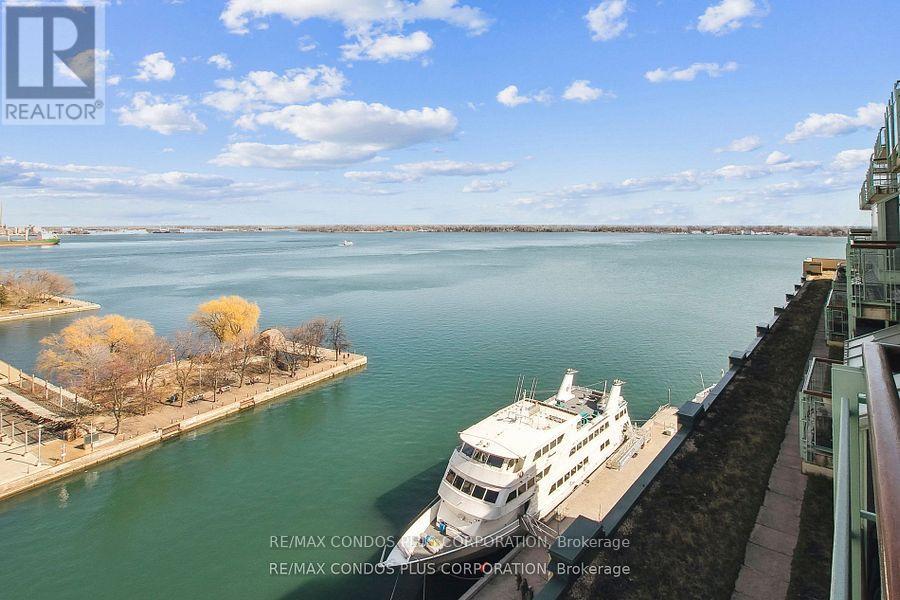 1013 - 211 Queens Quay W, Toronto, Ontario  M5J 2M6 - Photo 18 - C12591420