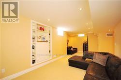 1086 Sprucedale Lane, Milton, Ontario  L9T 5P7 - Photo 14 - W12595630